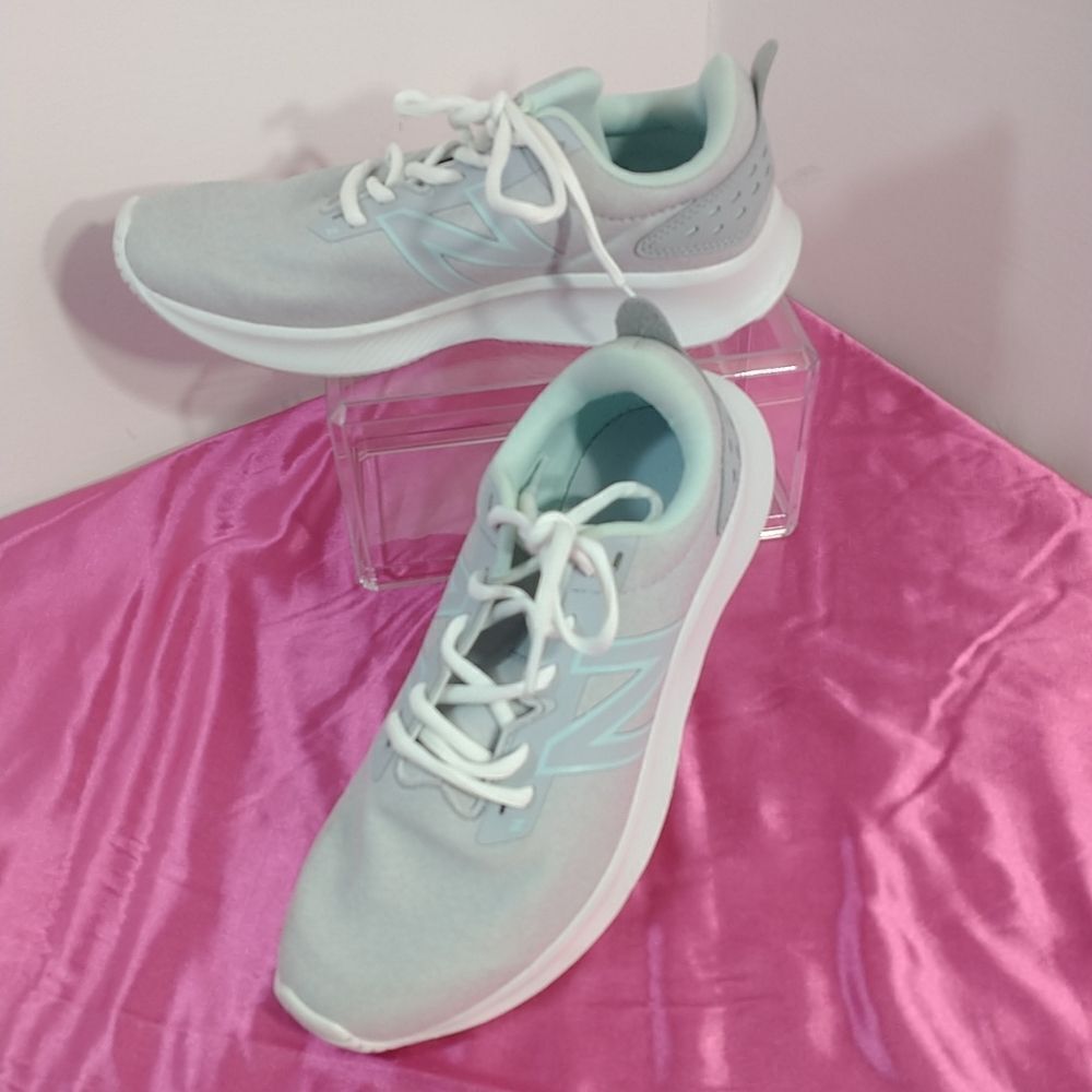 New Balance Women's SZ 9B 430 Series Running Shoe WE430LG2 Steel/Cleark Sky